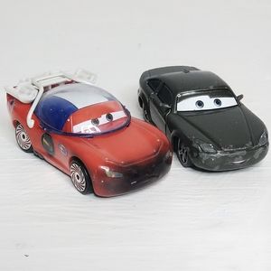 2 Pixar Cars